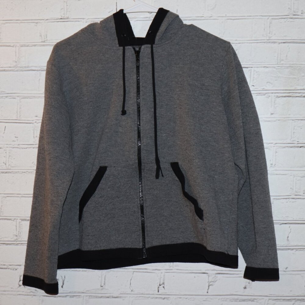 🖤 Relativity Zip-Up Hoodie · Size Medium